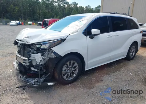 2024 Toyota Sienna Le from USA, damaged, VIN 5TDKRKEC3RS181487